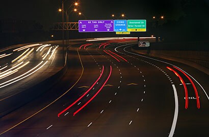 Diamond Grade Retro-reflective road signs